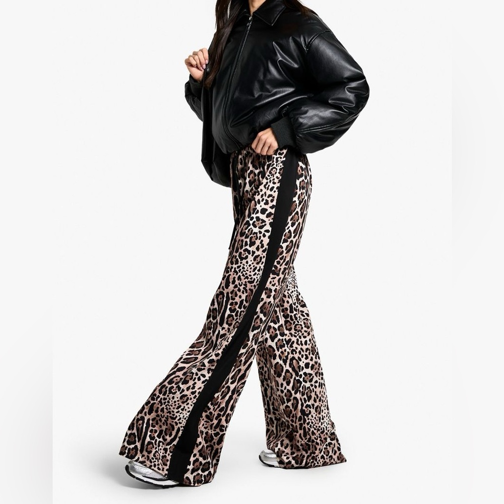 Boohoo Leopard Print Wide-Leg Pants